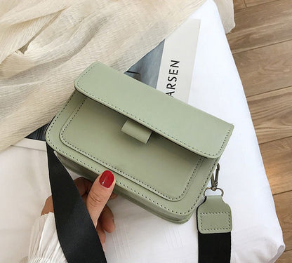 SENNA - CLASSIC CROSSBODY BAG