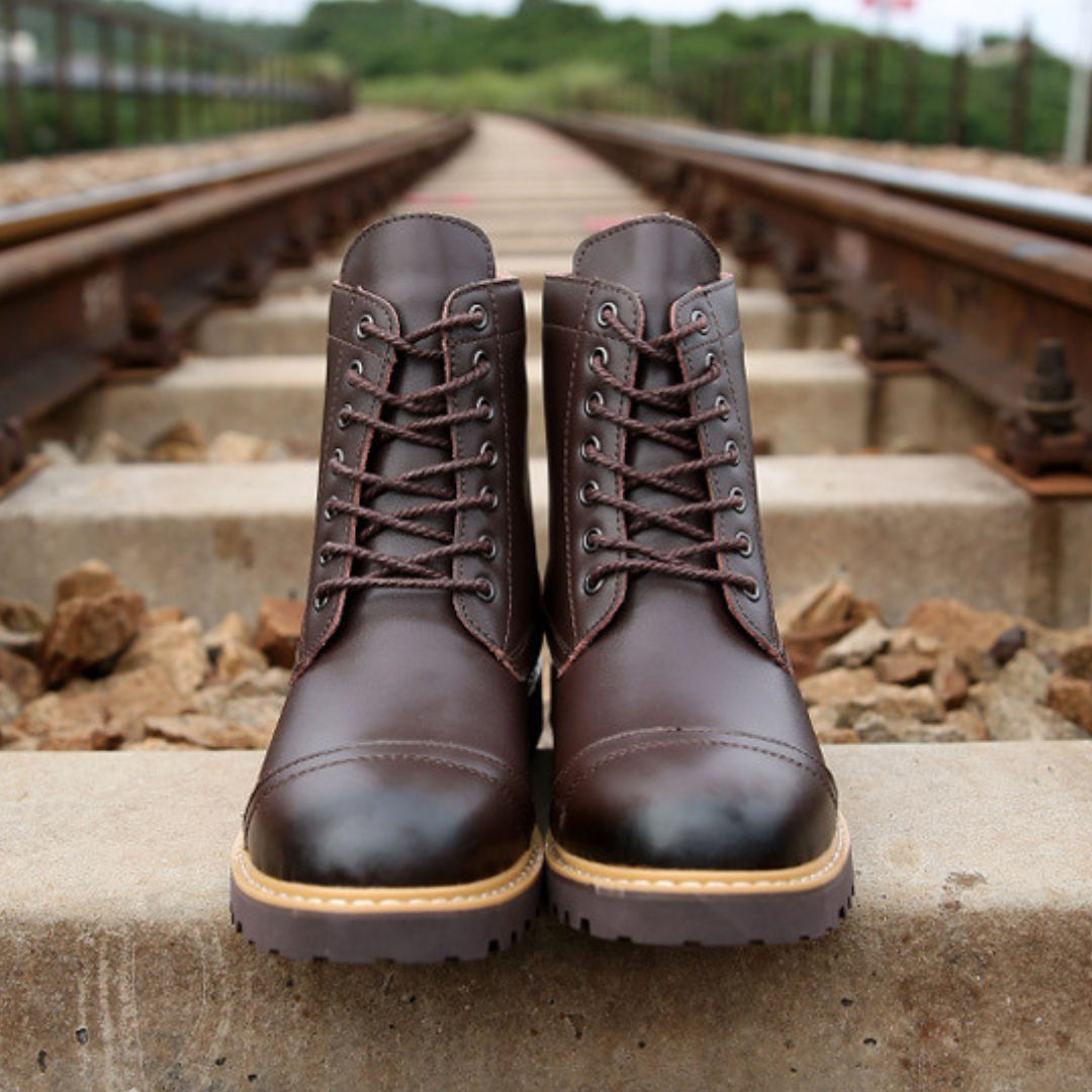 KINGSLEY & CO. - VINTAGE LEATHER BOOTS